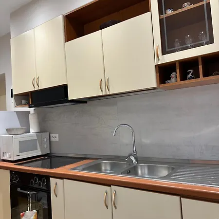 Tirana Home Apartamento Tirana