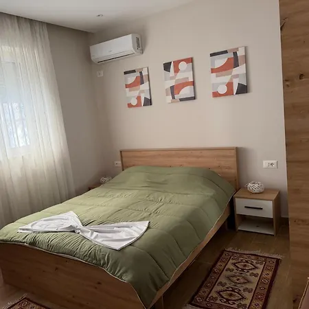 Appartamento Tirana Home *