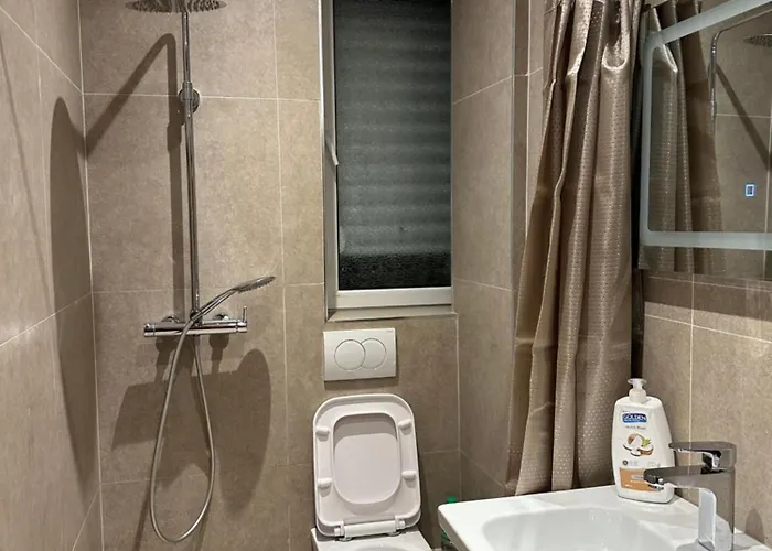 Tirana Home * Tirana